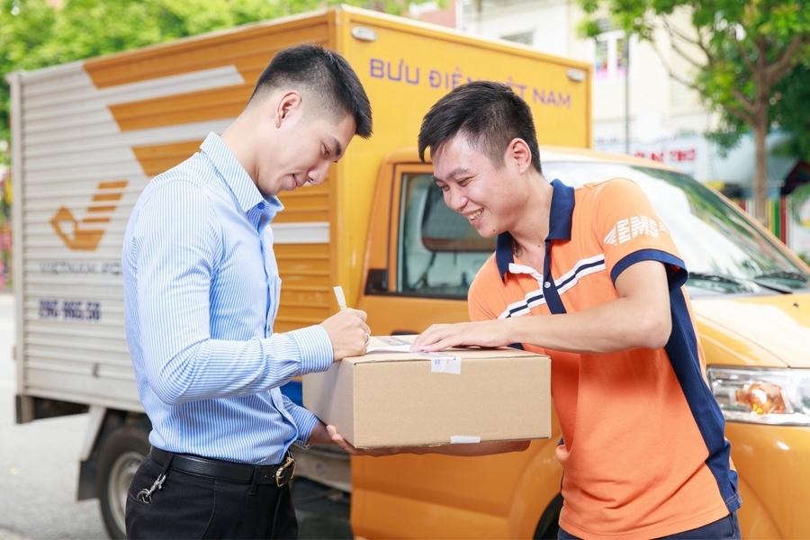 EMS Thế nào là dịch vụ chuyển phát nhanh EMS